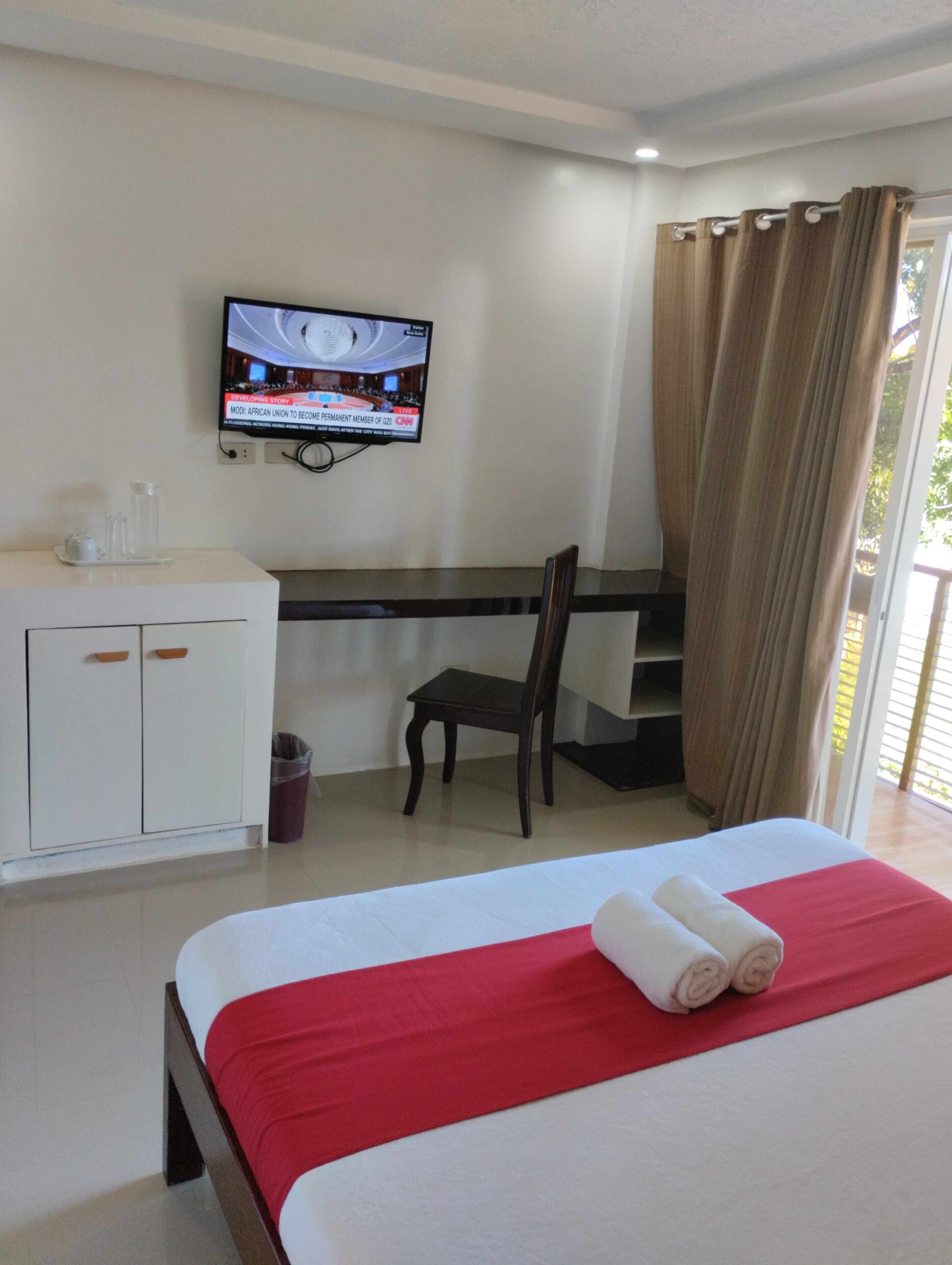 Deluxe Double Room | Desk, free WiFi, bed sheets