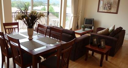 City Escape 3BD in Adelaides East End 5