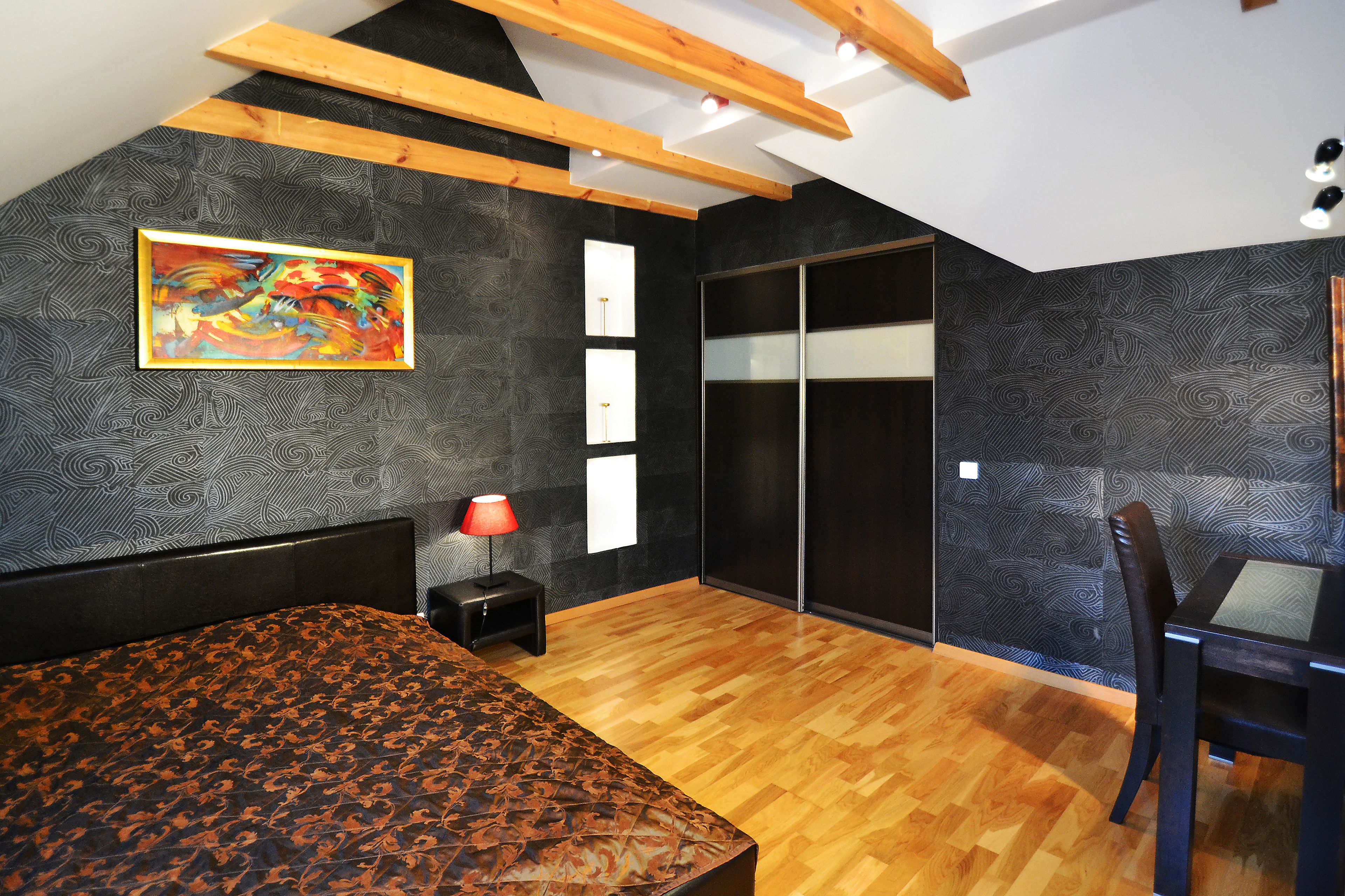 apartment, 2 bedrooms | desk, soundproofing, iron/ironing board, free cots/infant beds