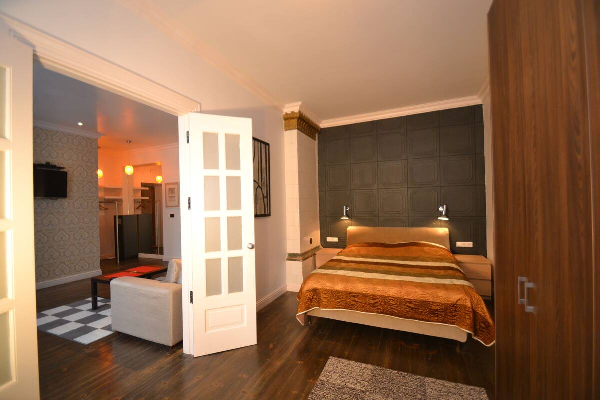 apartment, 1 bedroom | desk, soundproofing, iron/ironing board, free cots/infant beds