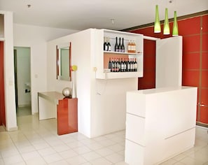 Bar (on property) - Résidence Mohili (Abidjan)