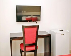 华丽客房 | 迷你吧、免费 WiFi