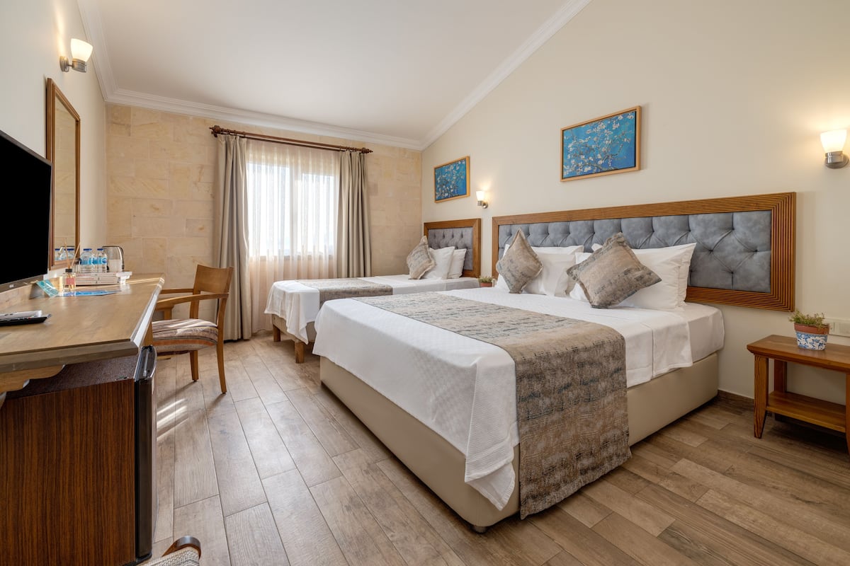 1 bedroom, premium bedding, Select Comfort beds, minibar