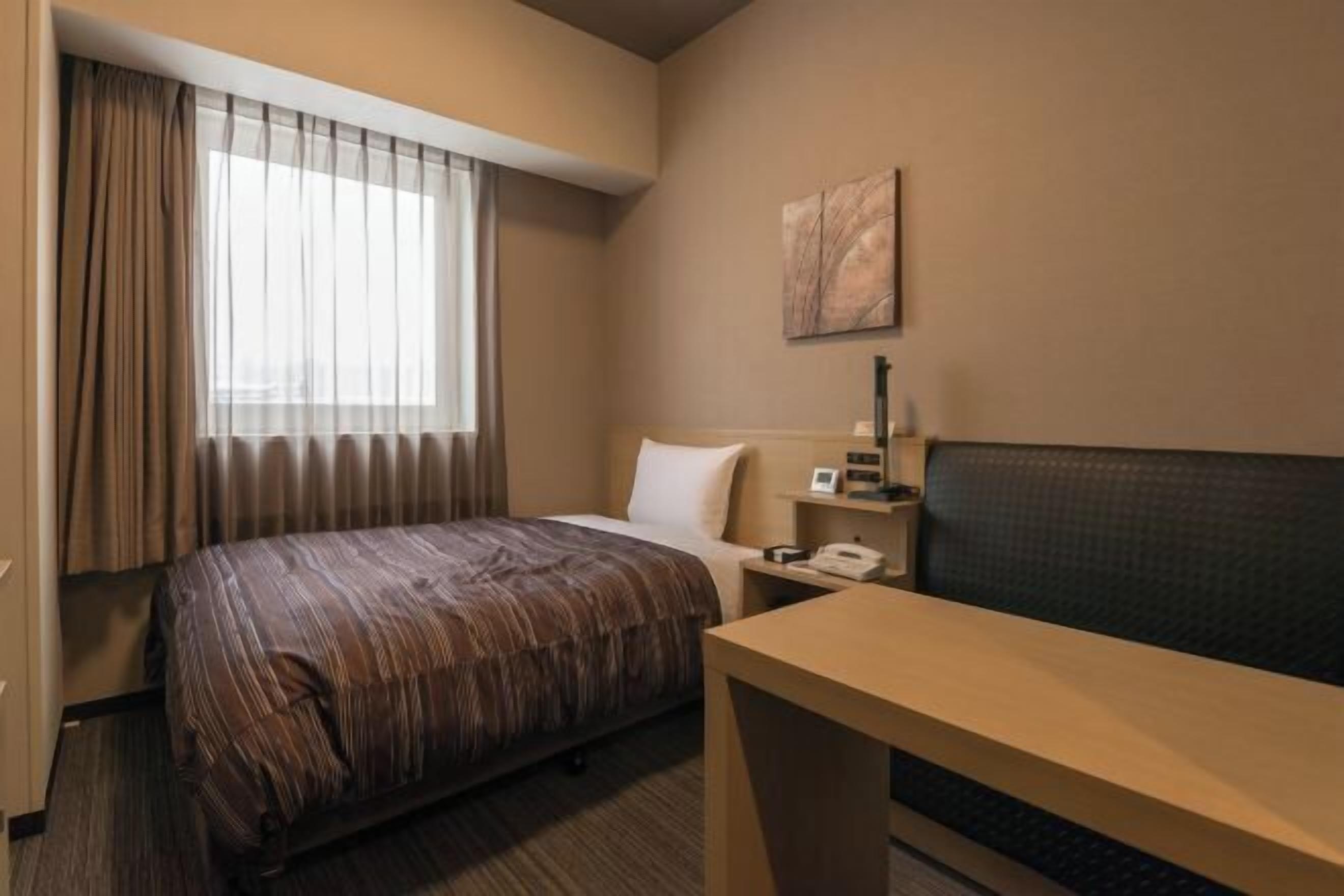 Bureau, Wi-Fi gratuit, draps fournis