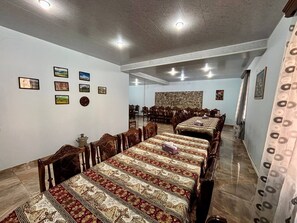 مطعم