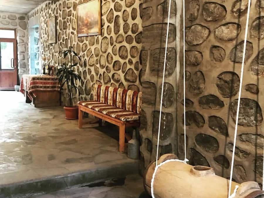 المنشأة من الداخل