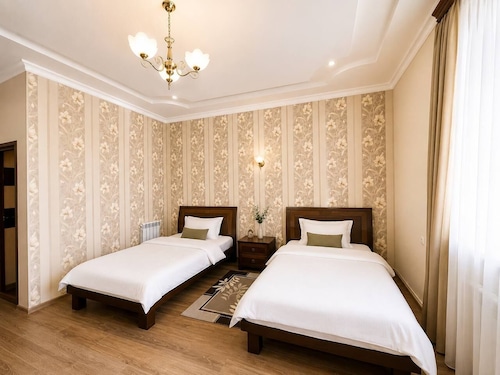 Christy Hotel