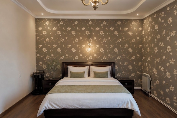 Junior Suite, Garden View