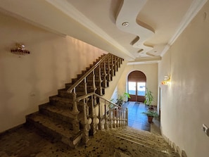 رواق