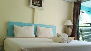 In-room safe, free WiFi