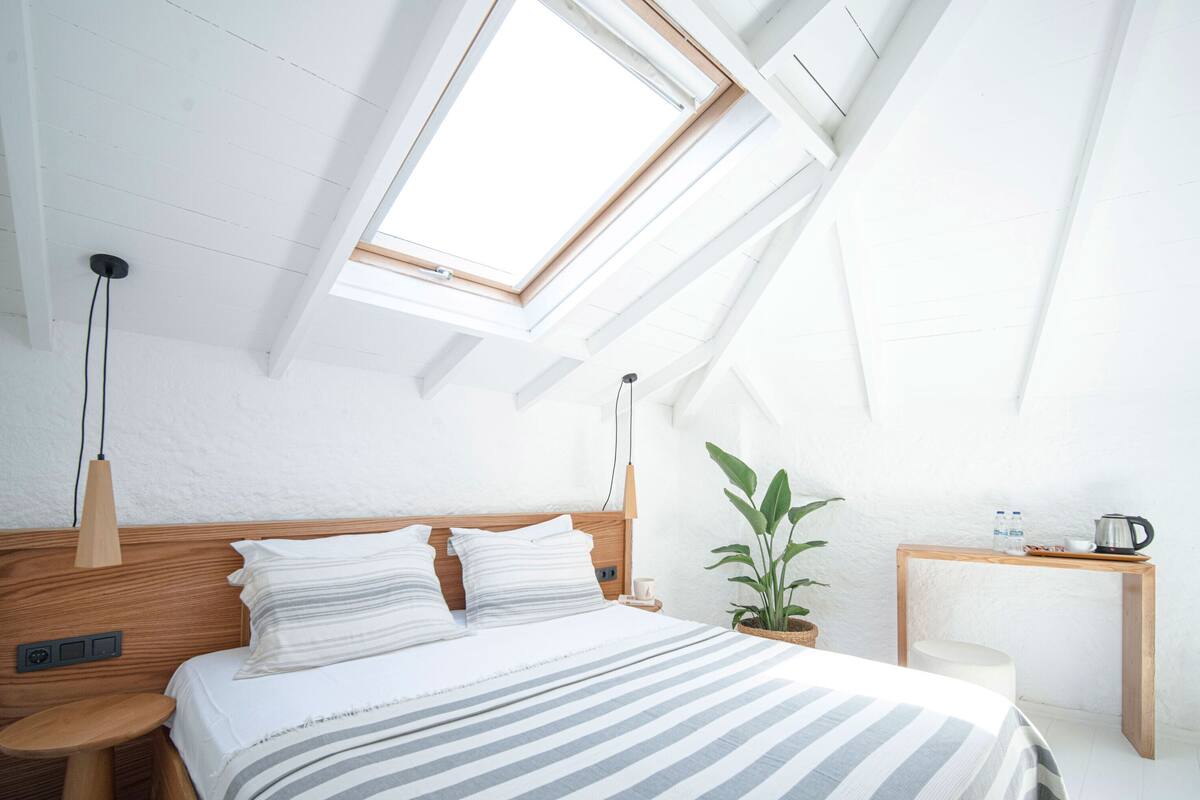 Junior Double Room | 1 bedroom, premium bedding, minibar, in-room safe