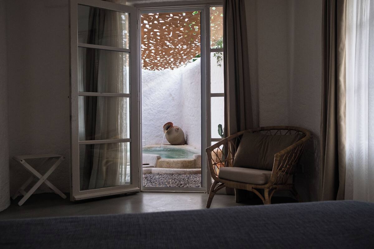 Süit | 1 bedroom, premium bedding, minibar, in-room safe