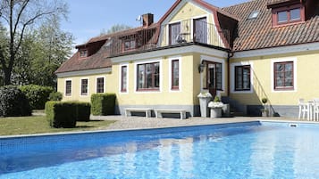 로맨틱 더블룸 | 정원 전망