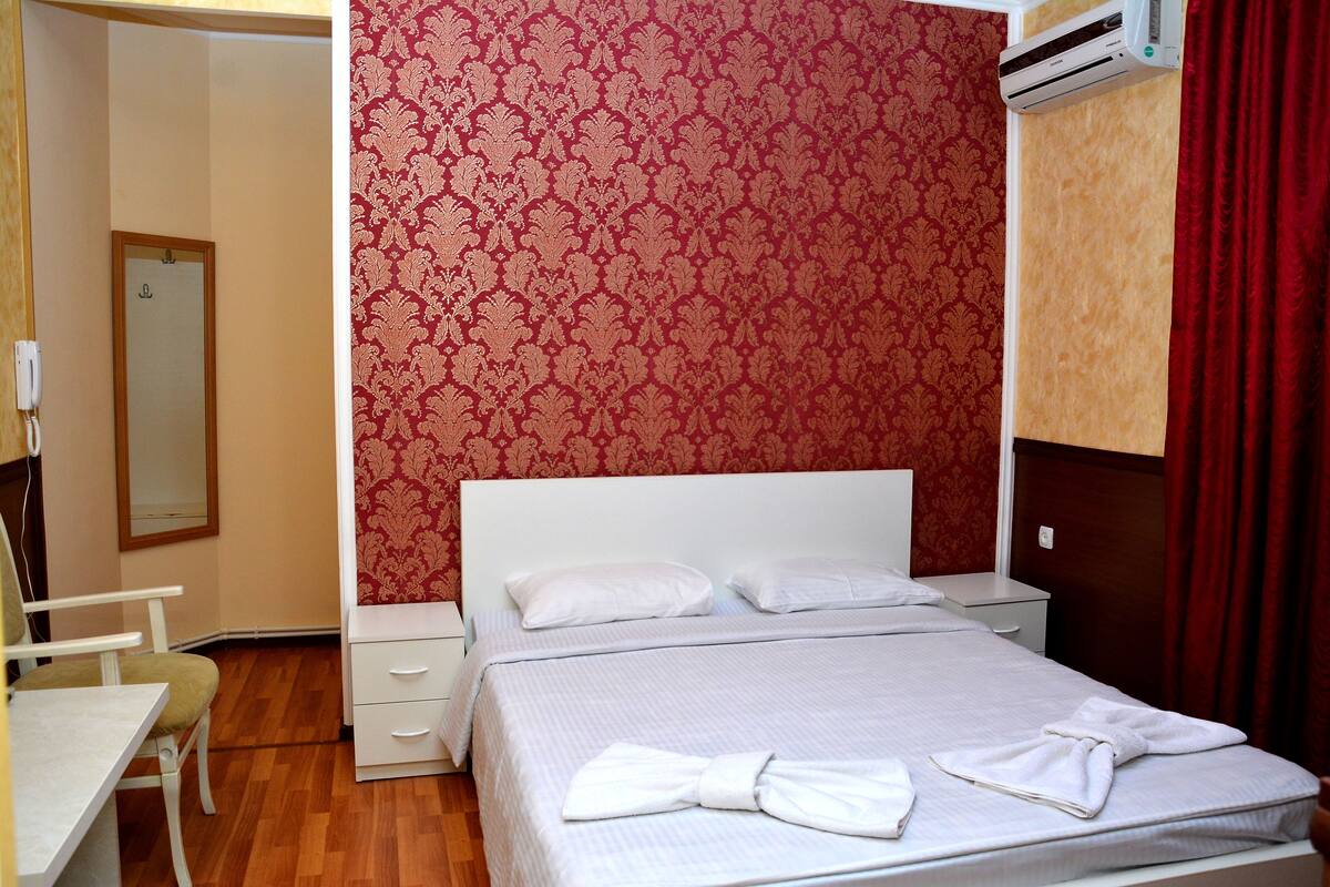 In-room safe, desk, soundproofing, iron/ironing board (on request)
