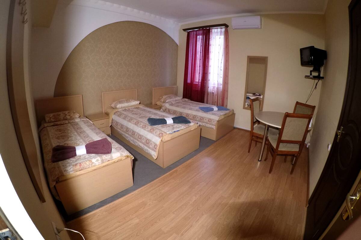 Triple Room