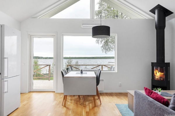 Deluxe Cabin (Excluding Towels, Sheets, Cleaning) | Sjöutsikt