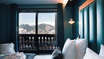 Double Room, City View (Shower)