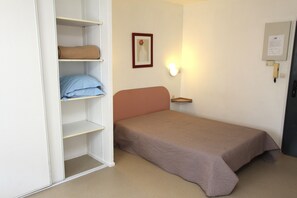 Large Studio (2 people) | Desk, free WiFi - ABITEL - Les Studines d'Ornon (Villenave-d'Ornon)