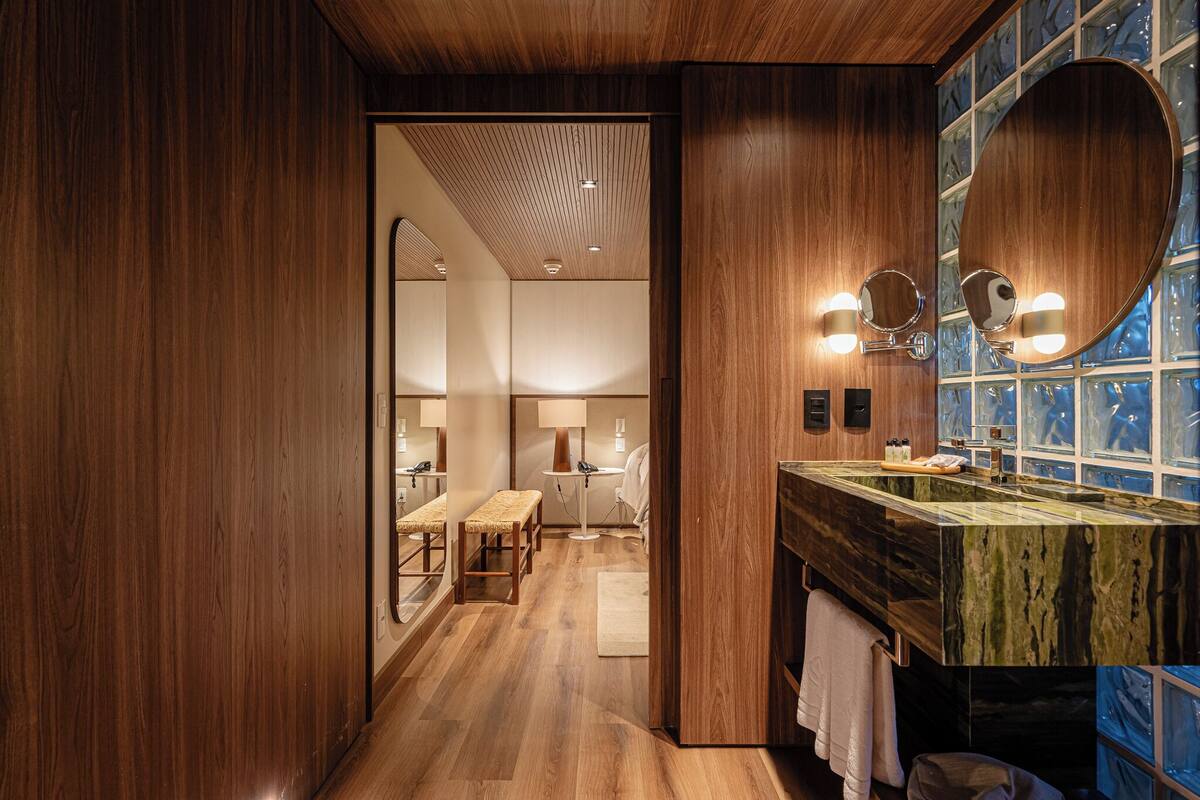 shower, hair dryer, bathrobes, bidet