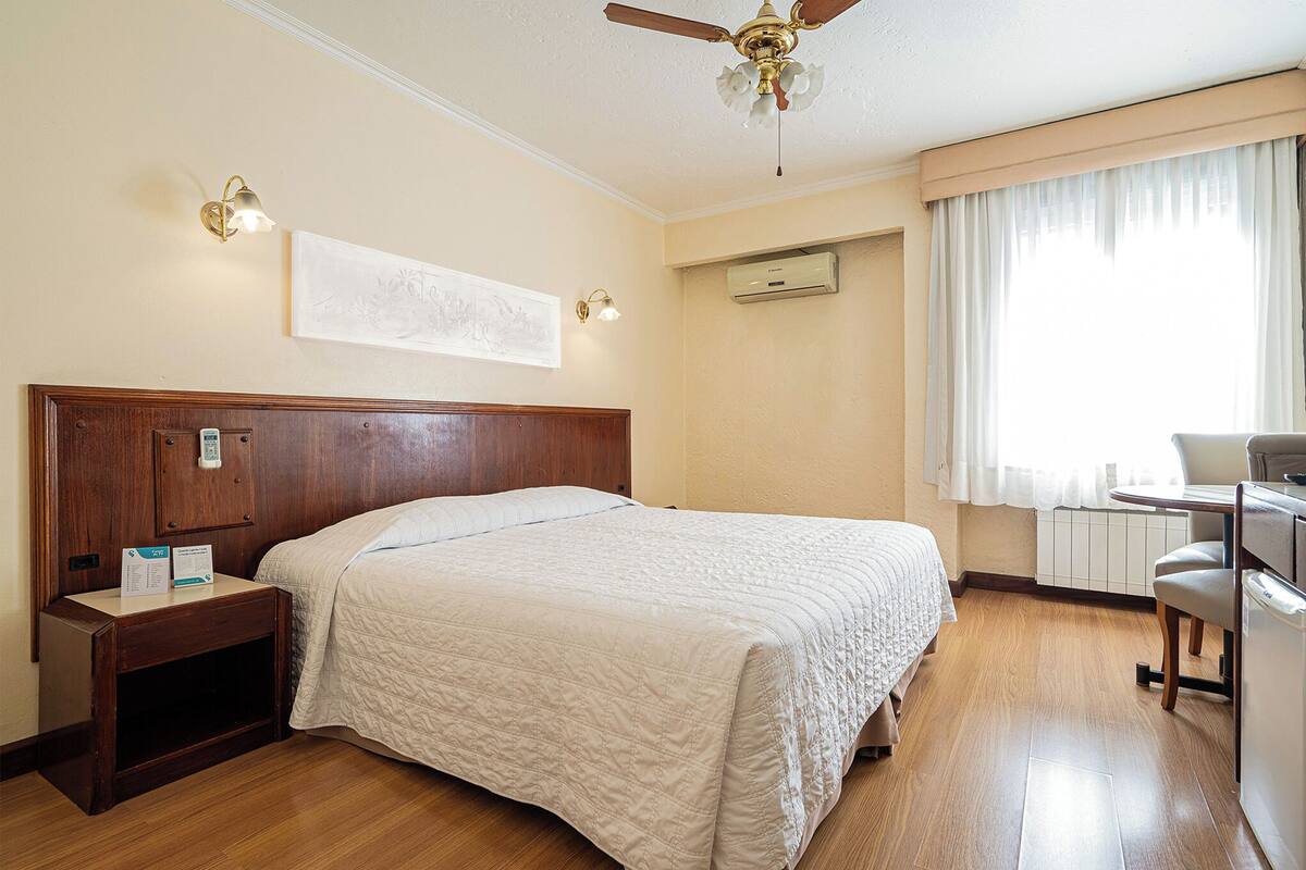 Apartamento Vista | 迷你吧、客房内保险箱、办公桌、遮光窗帘