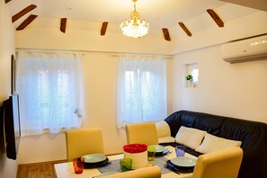 Televisión de pantalla plana