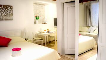 Premium bedding, down duvets, minibar, blackout curtains