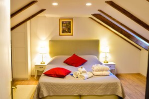 City Apartment, 2 Bedrooms, Kitchenette, City View - Rilati Old Town Palace (Dubrovnik)