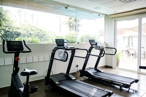Fitness facility - Vitoria Regia Hotel (Bauru)