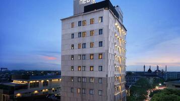 Façade de lâhĂ©bergement - soirĂ©e/nuit