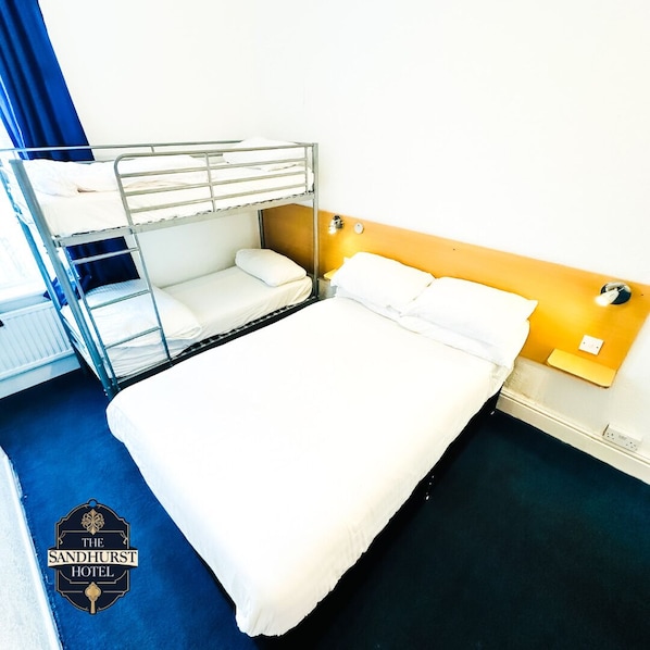 Family Suite, Ensuite | Iron/ironing board, free WiFi