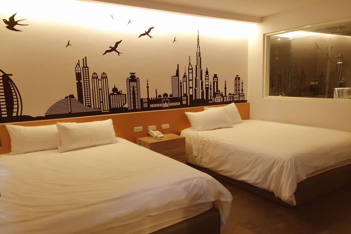Premium bedding, desk, blackout drapes, soundproofing