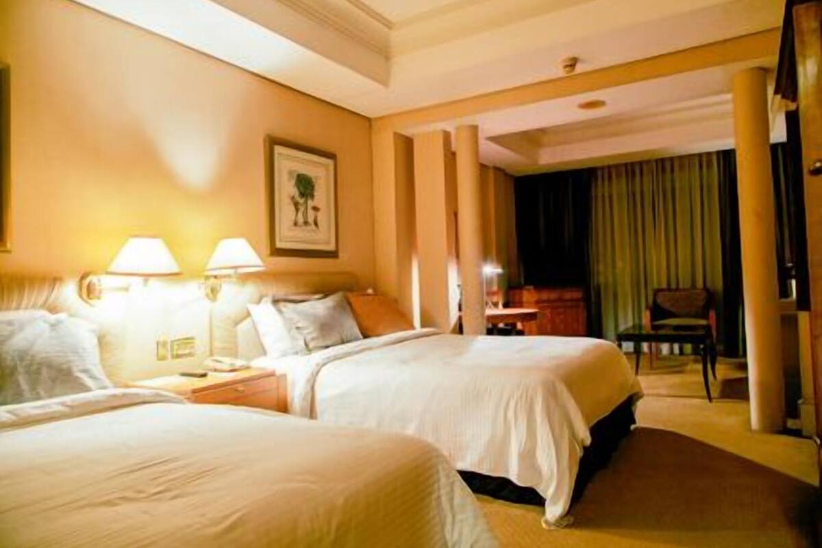 Chambre (Stern) | Minibar, coffres-forts dans les chambres, bureau