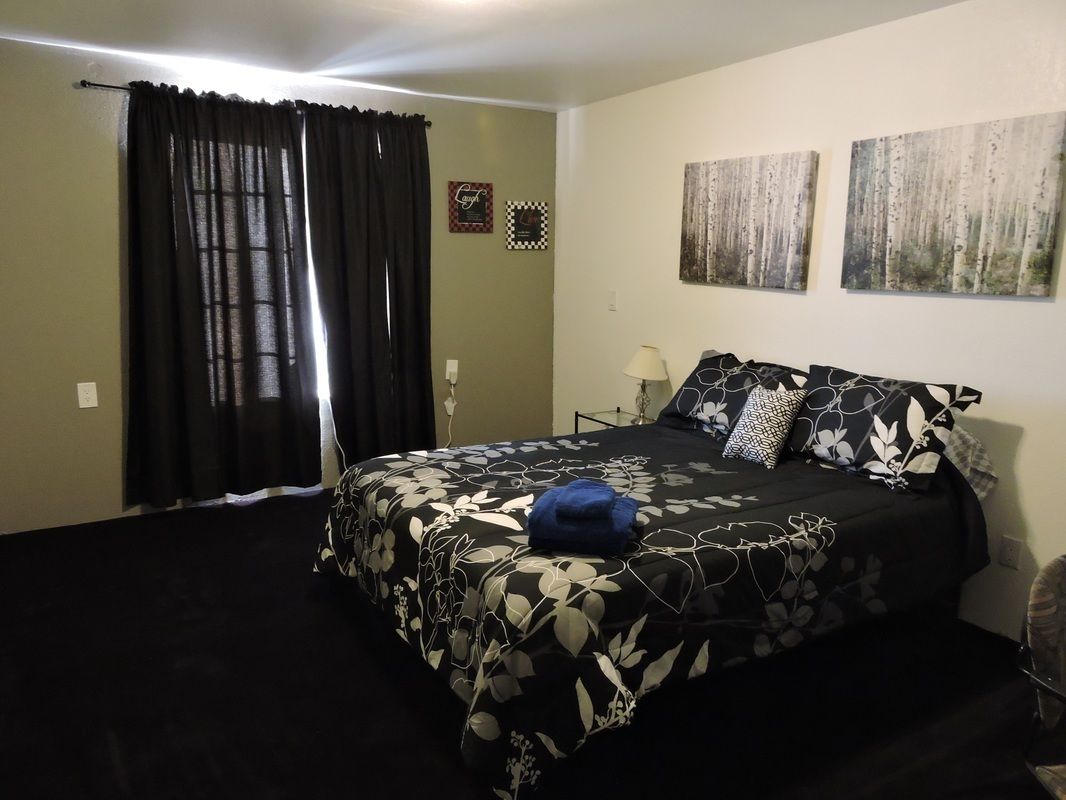 Free cribs/infant beds, rollaway beds, free WiFi