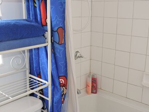 Mario's World | Badkamer | Gratis toiletartikelen, een haardroger
