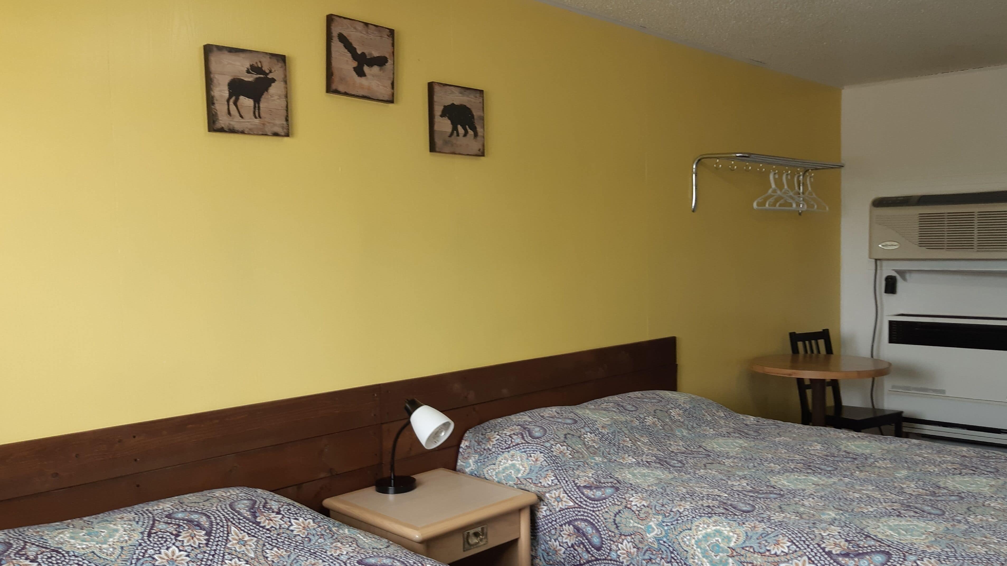 classic double room, 2 double beds | desk, free wifi, bed sheets