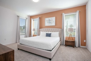 Hus – premium, flere soverom | Sengetøy av topp kvalitet, individuelt dekorert og individuelt innredet