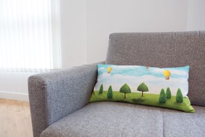 Apartment, 1 Bedroom | Living room