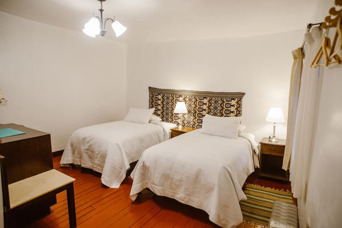 1 bedroom, premium bedding, desk, free WiFi