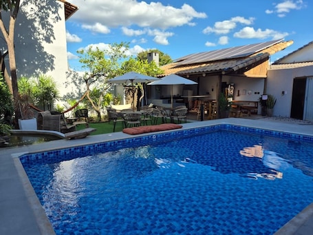 Pool. Real Hotel