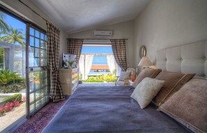 Luxury Villa, 5 Bedrooms, Bay View, Sea Facing - Villas Enrique (Puerto Vallarta)