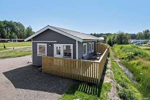 Stuga - 2 sovrum (exklusive handdukar, lakan, städning) | Terrace/patio