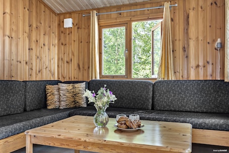 Ferienhaus | Wohnbereich. First Camp Kolmården