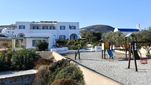 Garden - Kalypso Studios & Apartments (Paros)