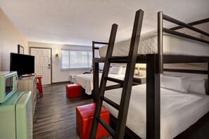 Double Room, Multiple Beds, Non Smoking, Refrigerator & Microwave | Premium bedding, iron/ironing board, free rollaway beds, free WiFi - Expedition Lodge Moab Arches National Park (Moab)