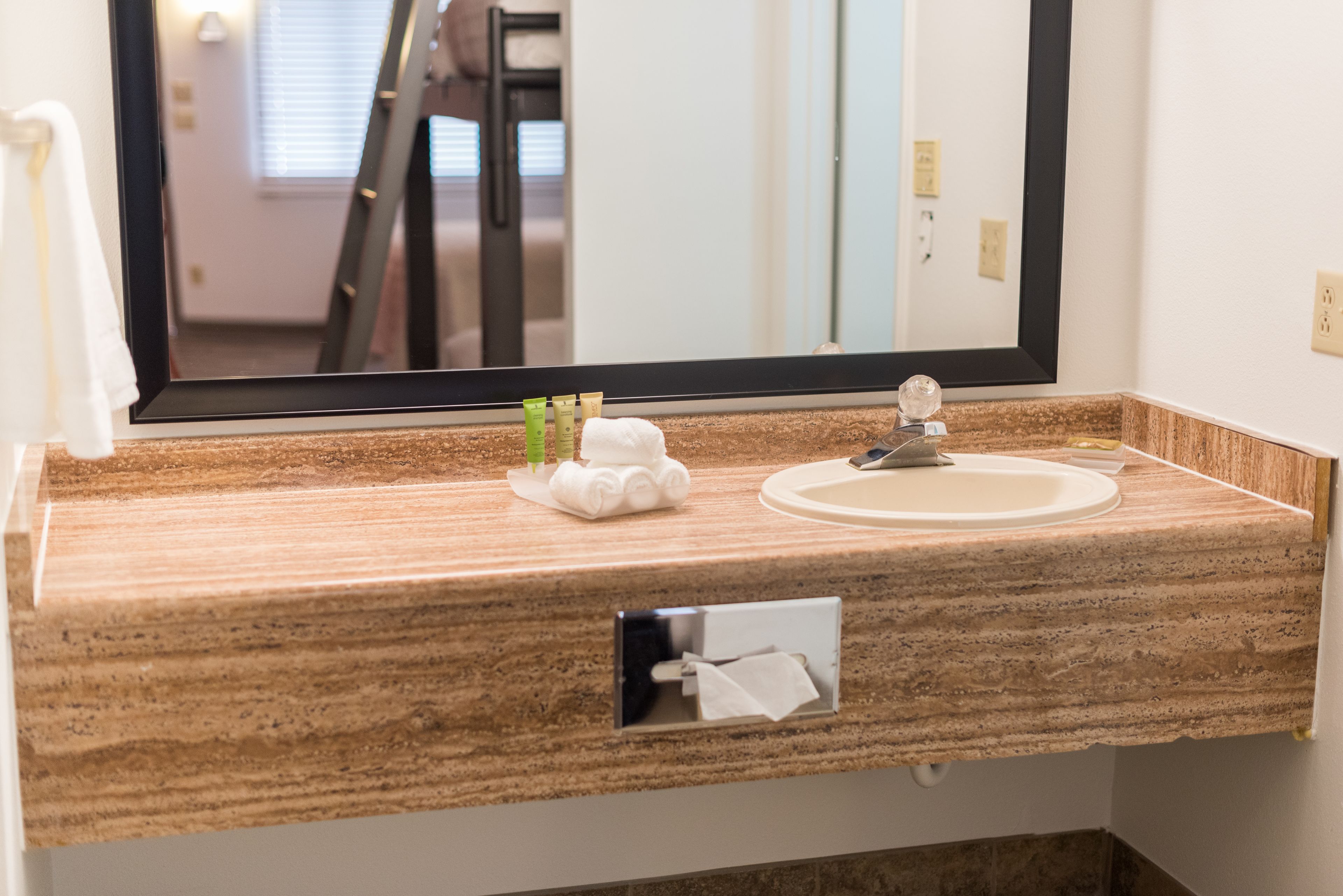 Photo - Expedition Lodge Moab Arches National Park