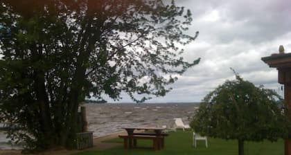 Korbinskis Lakeview Motel