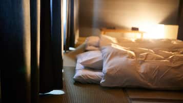 In-room safe, bed sheets