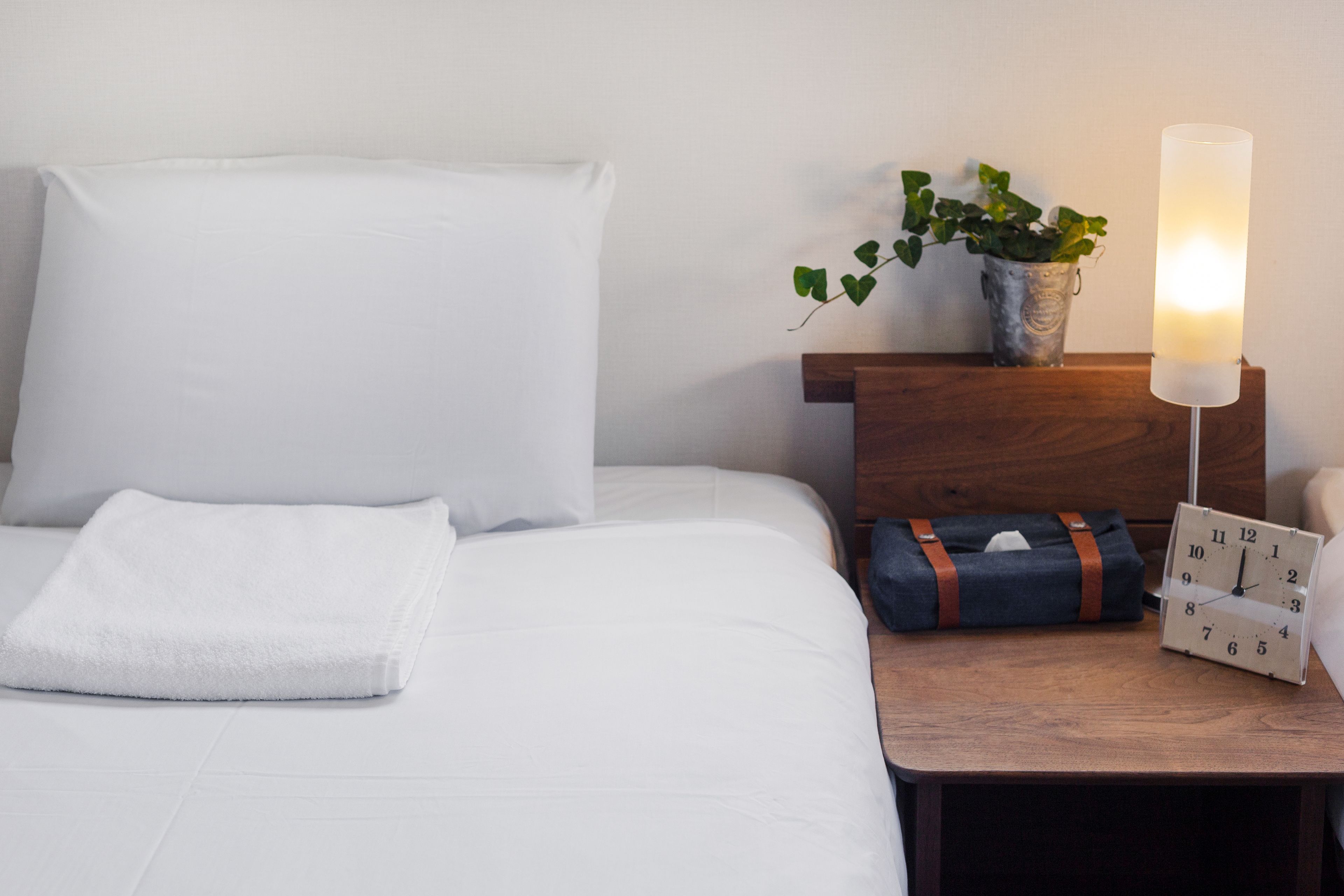 Free WiFi, bed sheets