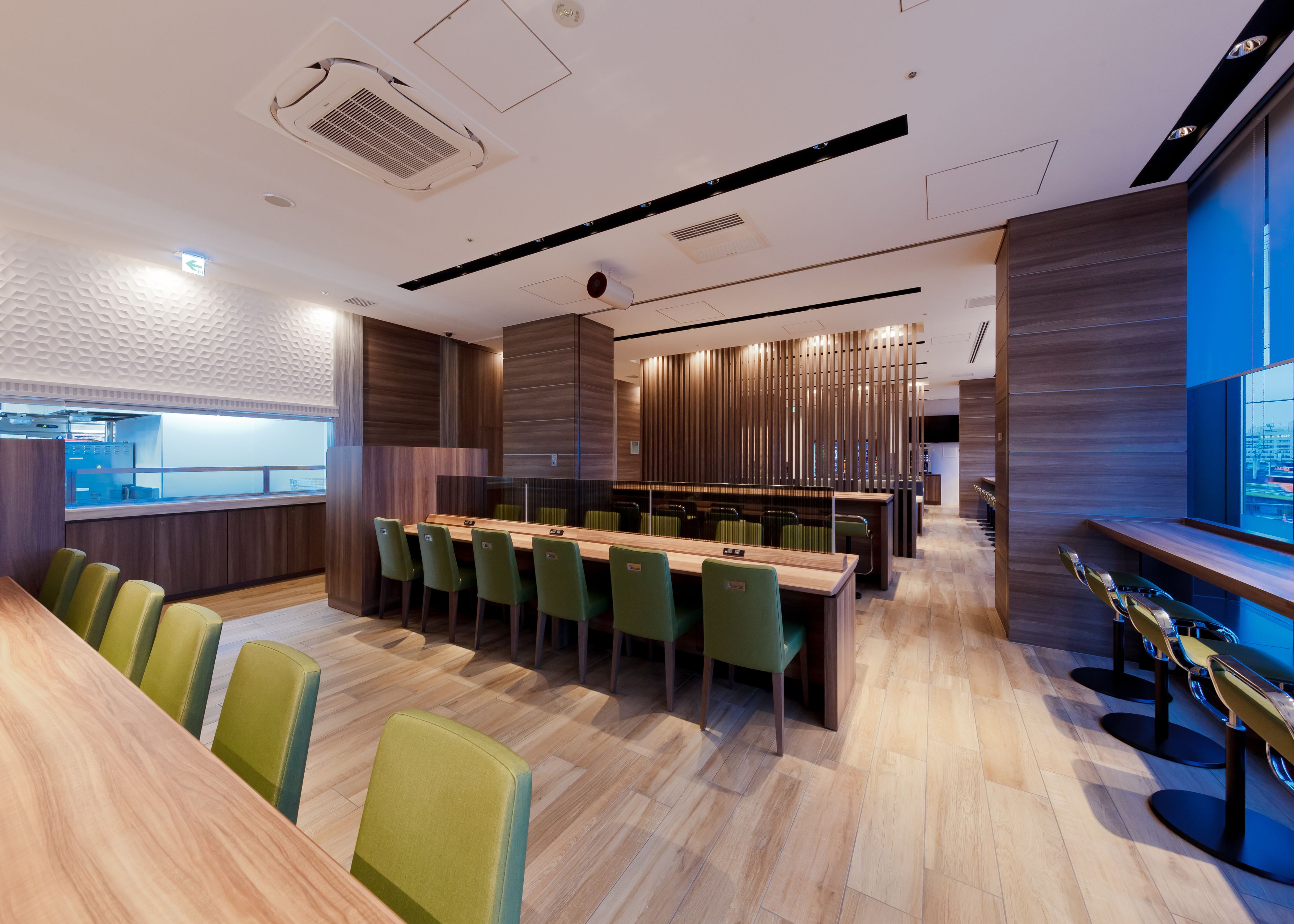 daily continental breakfast for a fee