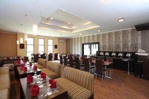 Lokala och internationella rätter